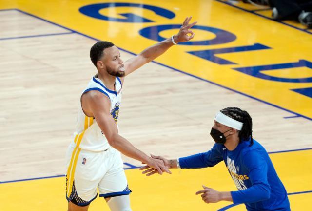 开云电竞登录入口-库里首节6三分创造历史 后三节仅得13分逐渐隐身